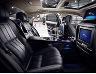 Jaguar integra due iPad nella nuova XJ Ultimate da 155.000$