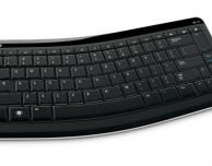 Confortevole, ben costruita e dal look aggressivo: la nuova Bluetooth Mobile Keyboard 5000 si candida a compagno di viaggio ideale del nostro iPad!