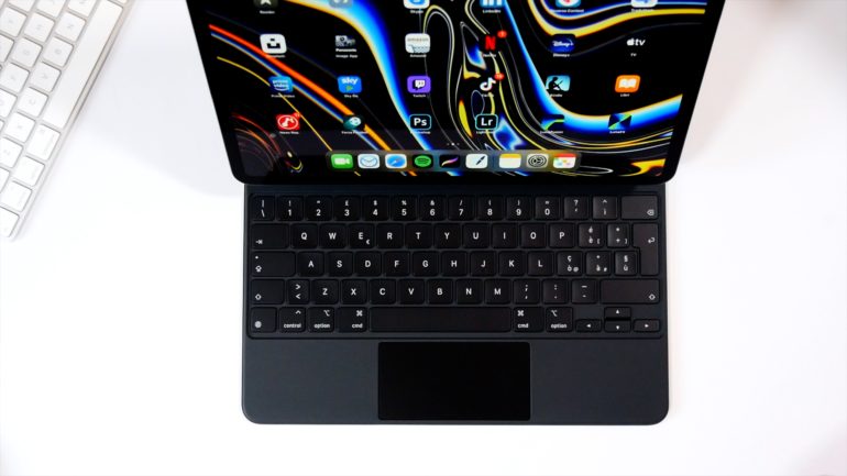 Magic Keyboard iPad Pro 2020